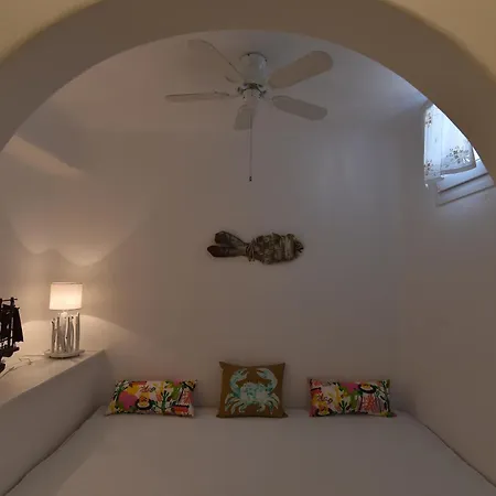 Semesterbostad Yria Paros